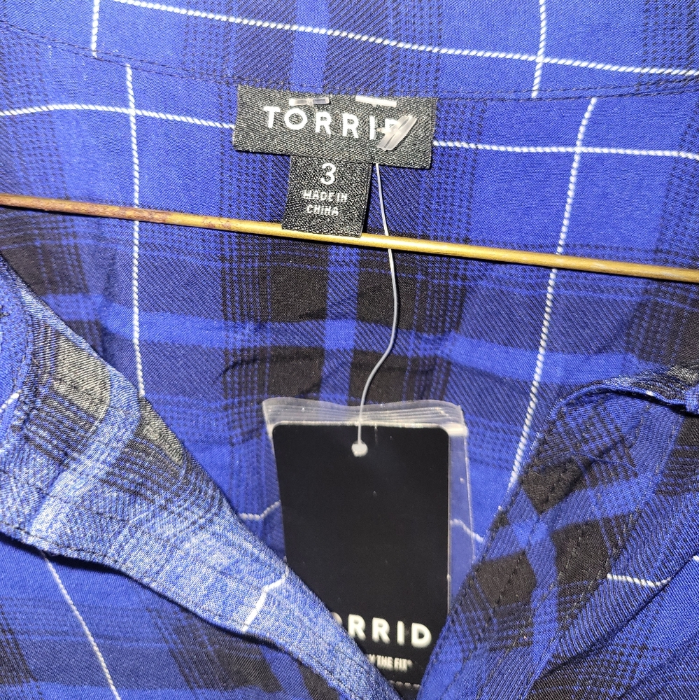 Torrid blouse - Picture 5 of 5